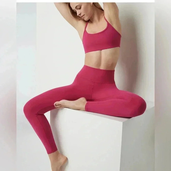 Vuori All the Feels bliss blend Medium Executive Pink leggings - Picture 3 of 4